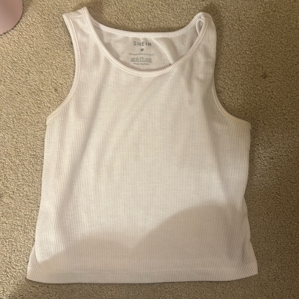 White SHEIN Tank Top